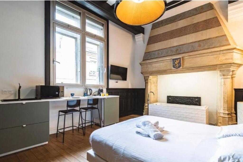 Fire, Appartement Vue Cathedrale رانس المظهر الخارجي الصورة
