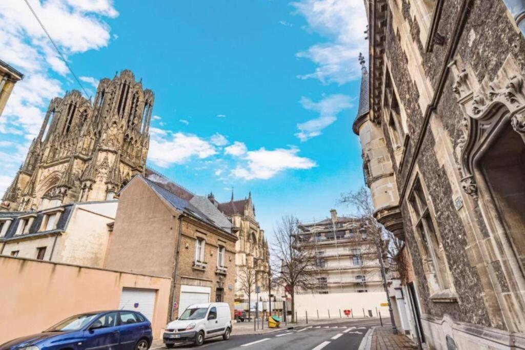 Fire, Appartement Vue Cathedrale رانس المظهر الخارجي الصورة